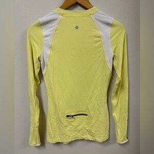 Lululemon run layer me running top/size 4
